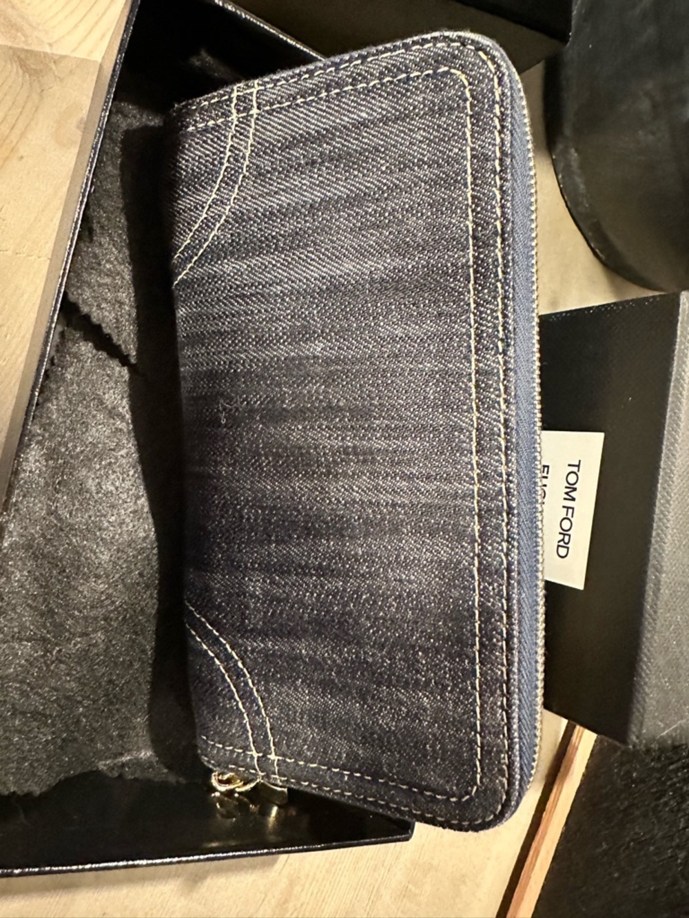 Chanel Denim Zip Wallet - Navy Blue with White Stitching - Picture 3 of 12